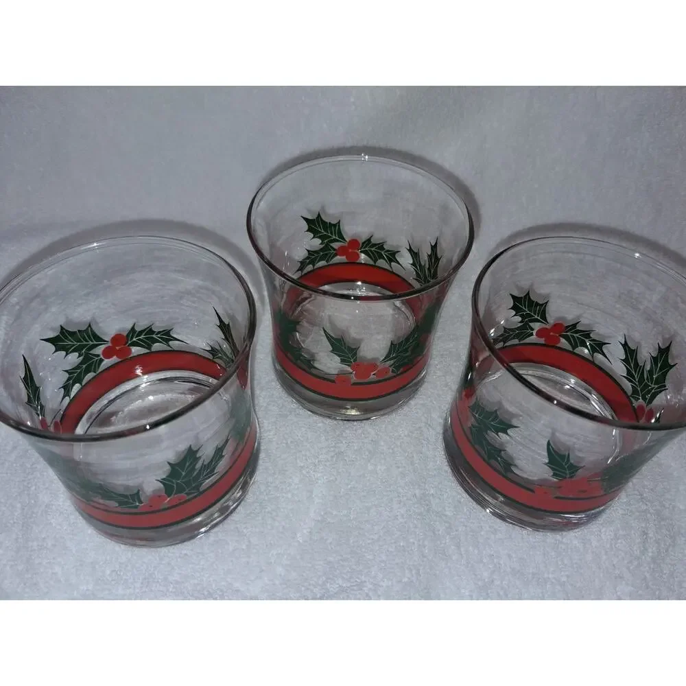 Christmas Glass cups - 3 Pieces.